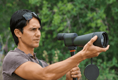 Best Binoculars and Spotting Scopes for Wildlife Viewing
