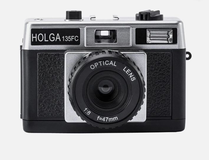 Holga 135FC 35mm Film Camera with Built-In Flash (Multiexposure)